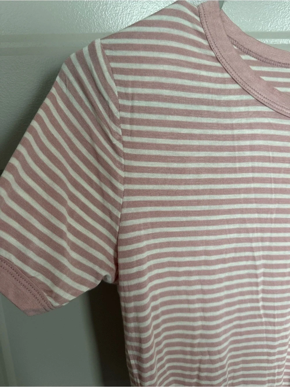 Mauve stripe top size small